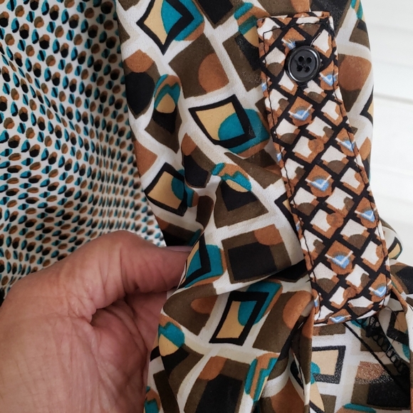 Geometric Multi-color & Design Tunic Blouse, Large - Picture 3 of 8